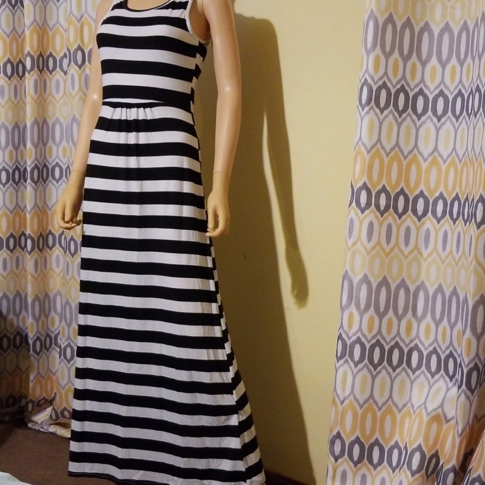 5th And Love Dress